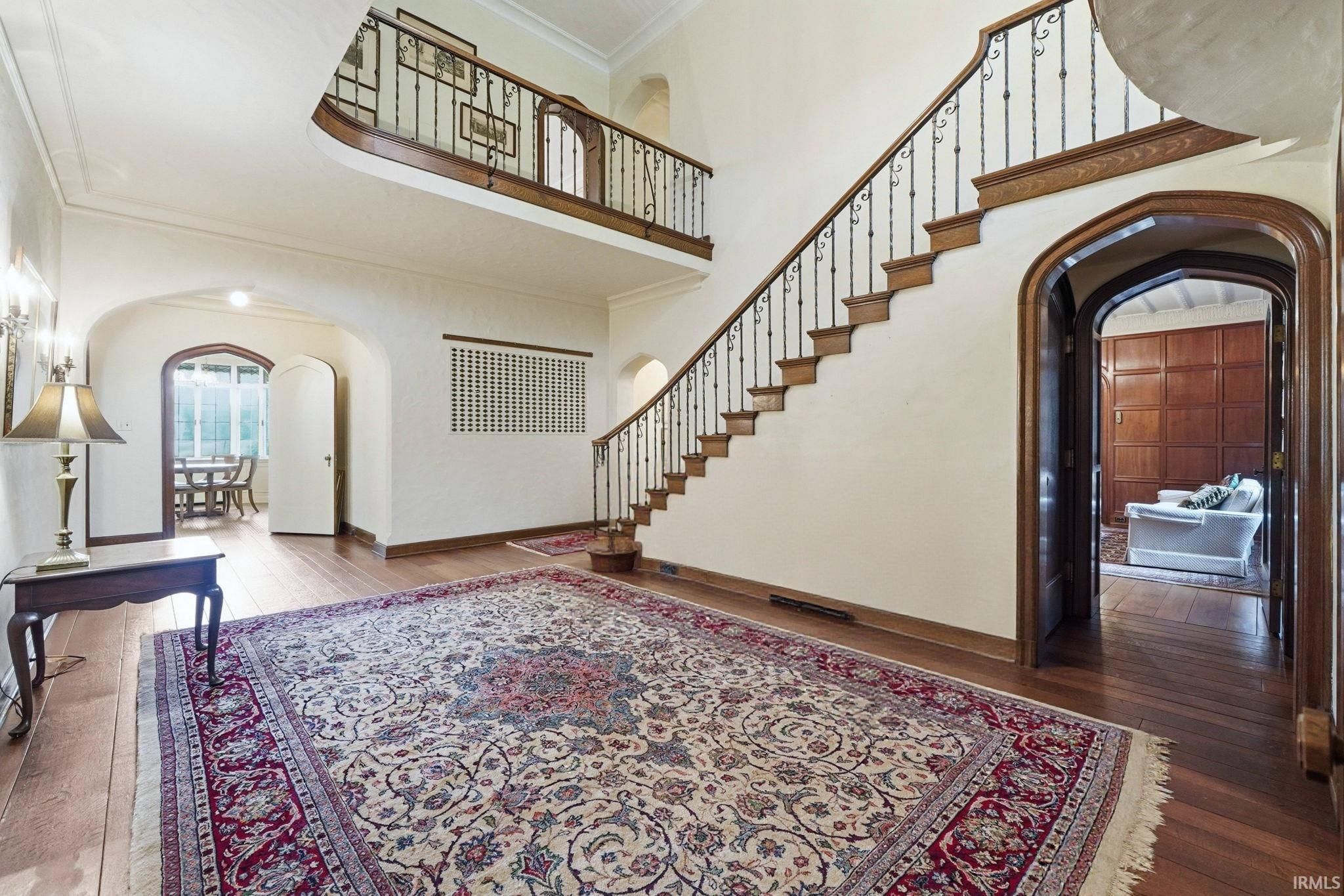 Image of 300 W 7th Street